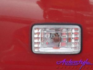 Toyota E8E9 Diamond Look Fender Indicators (pair)-1084